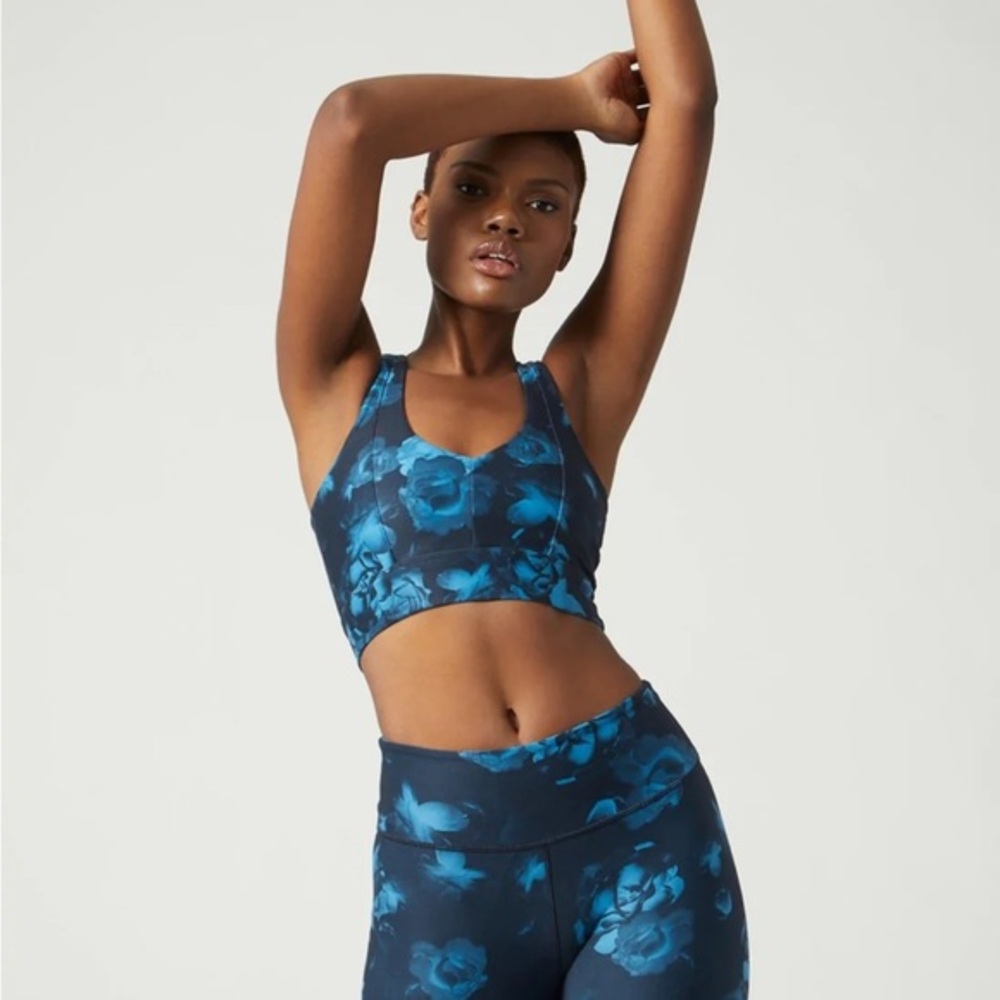 WEAR IT TO HEART blue floral reversible legging + bra coord set